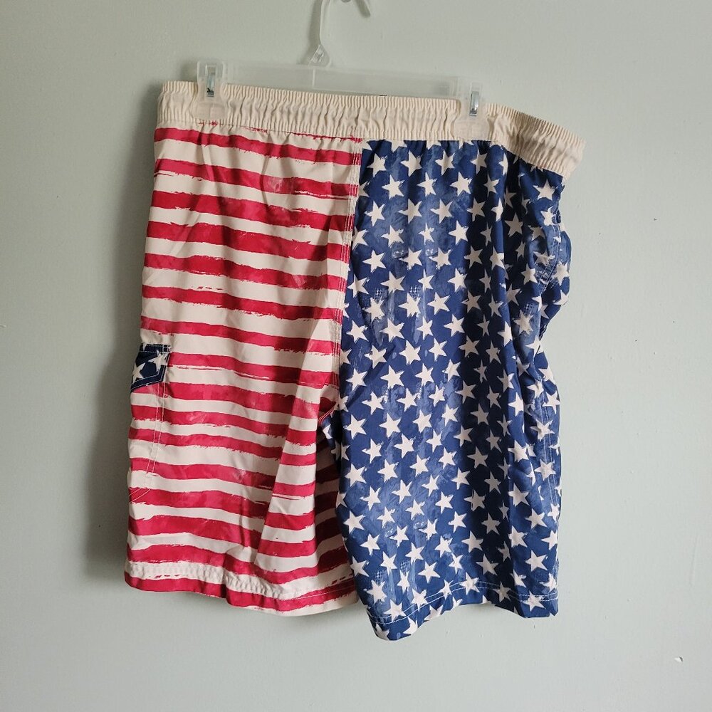 Bubba Gump Shrimp Co. Swim Trunks Men's Medium Stars and Stripes Patriotic Short